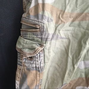 American Eagle Outfitters Camo Shorts